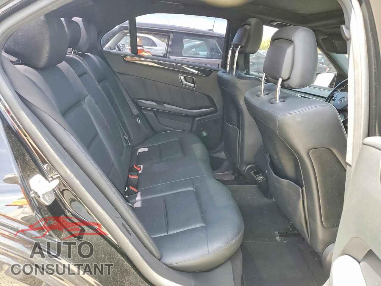 MERCEDES-BENZ E-CLASS 2010 - WDDHF5GB0AA020322
