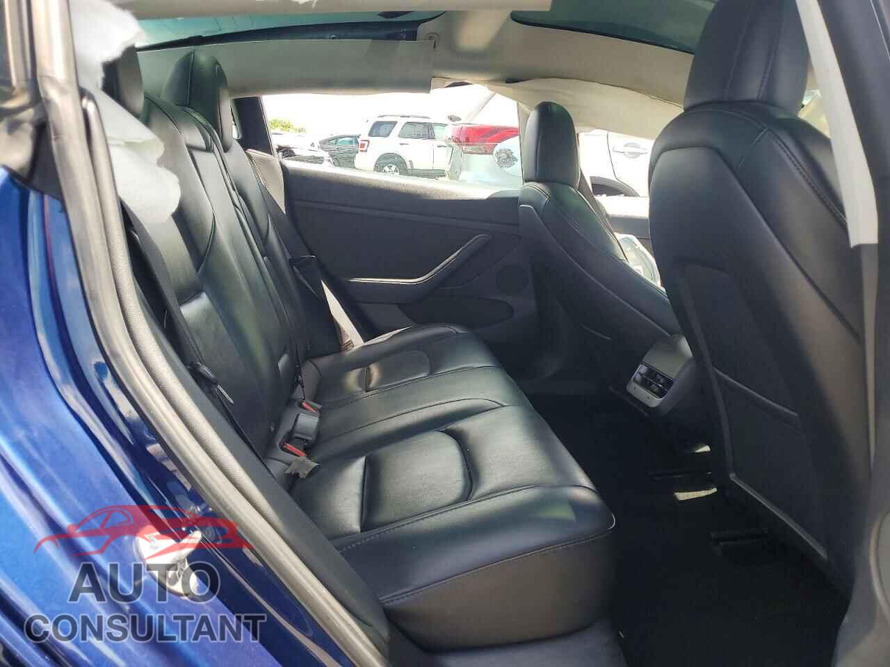 TESLA MODEL 3 2022 - 5YJ3E1EA2NF372292