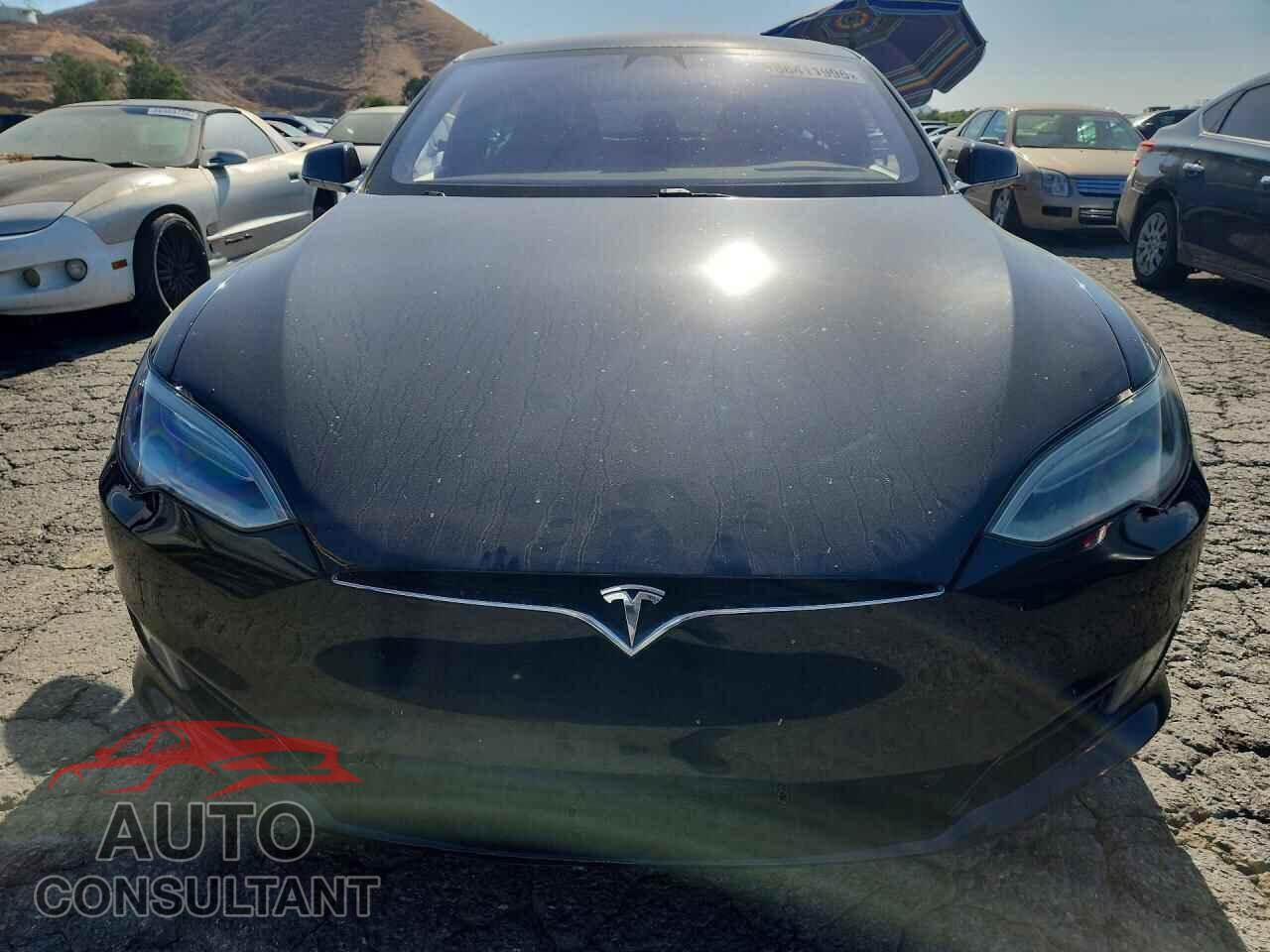 TESLA MODEL S 2017 - 5YJSA1E2XHF199562