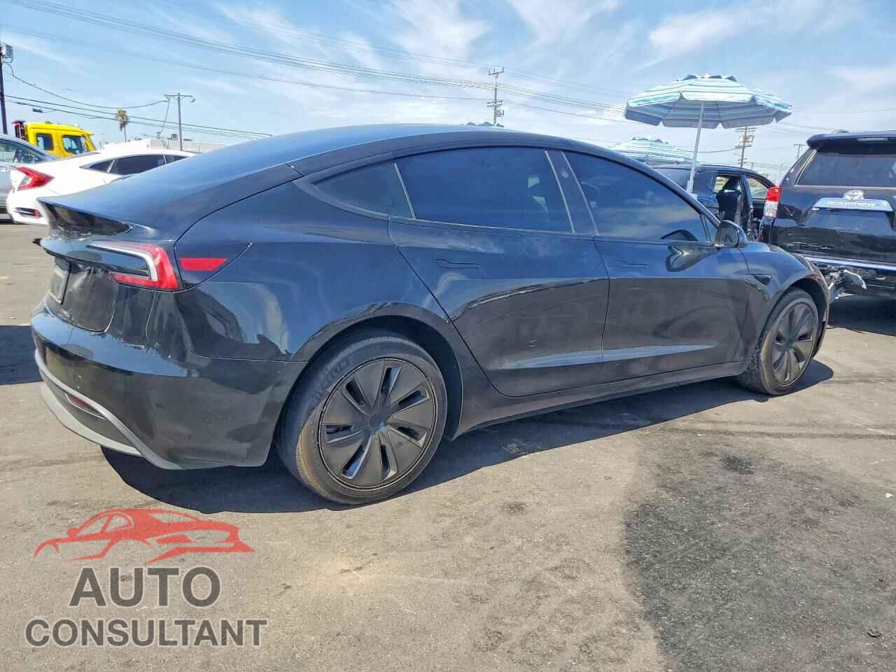 TESLA MODEL 3 2026 - 5YJ3E1EA2TF163910