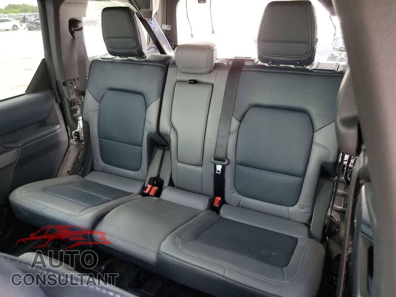 FORD BRONCO 2022 - 1FMDE5BH7NLB56167