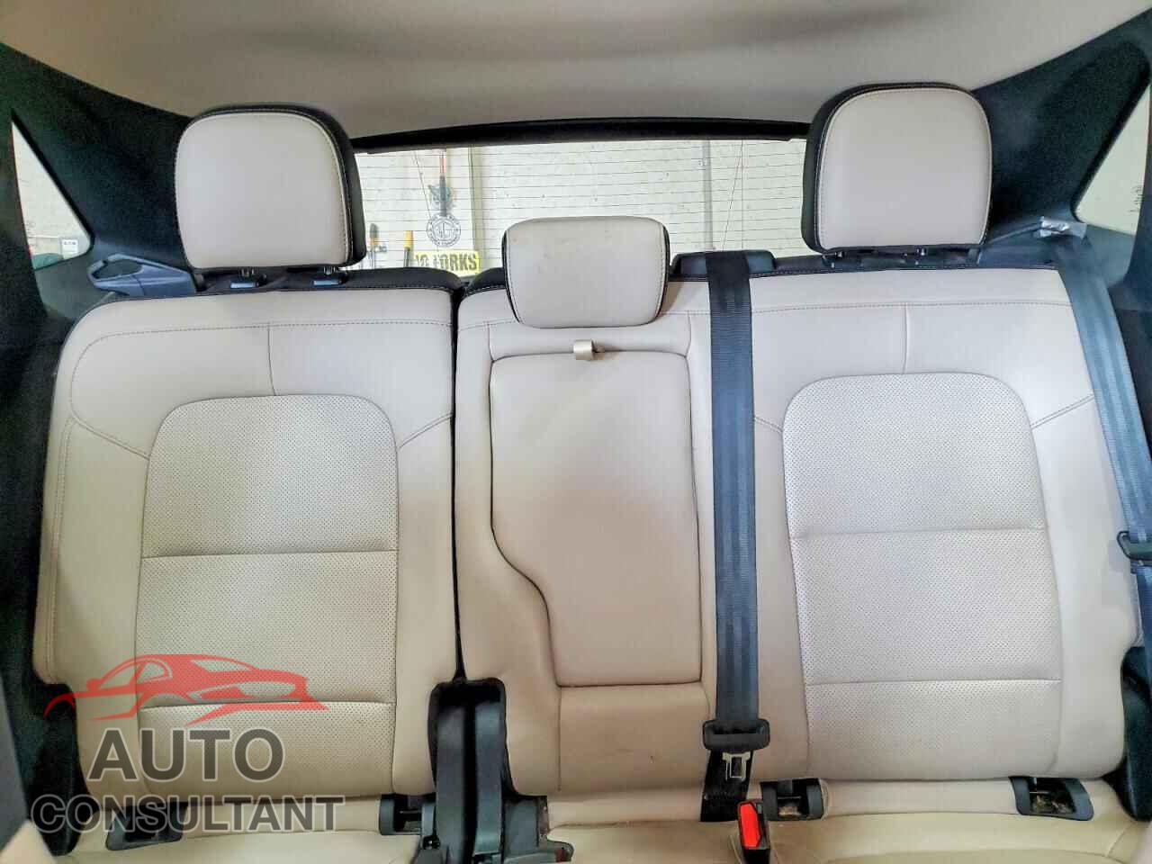 FORD ESCAPE 2020 - 1FMCU9H64LUA67028