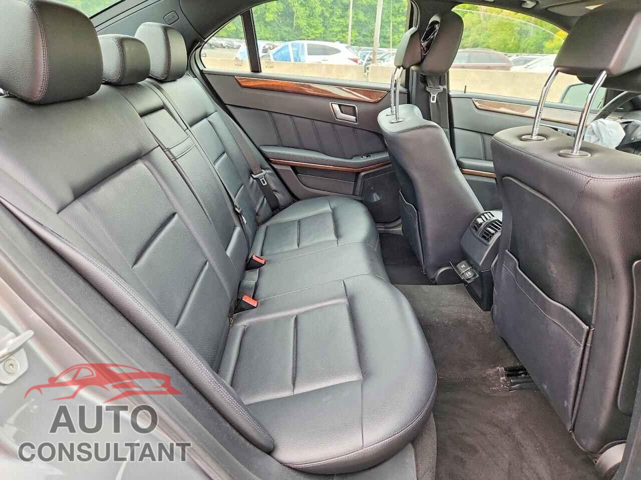 MERCEDES-BENZ E-CLASS 2012 - WDDHF8JB7CA597331