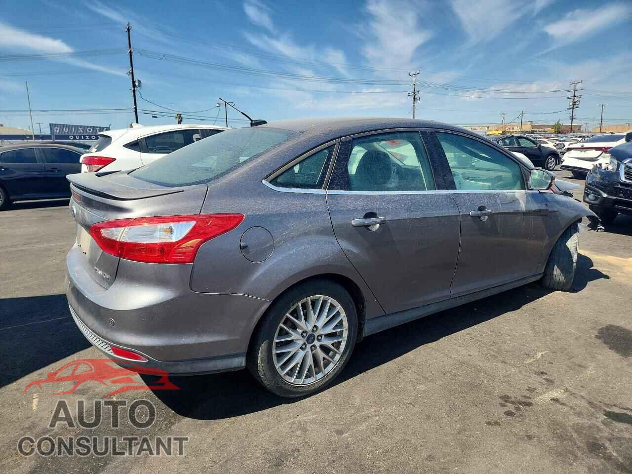 FORD FOCUS 2014 - 1FADP3J28EL321651