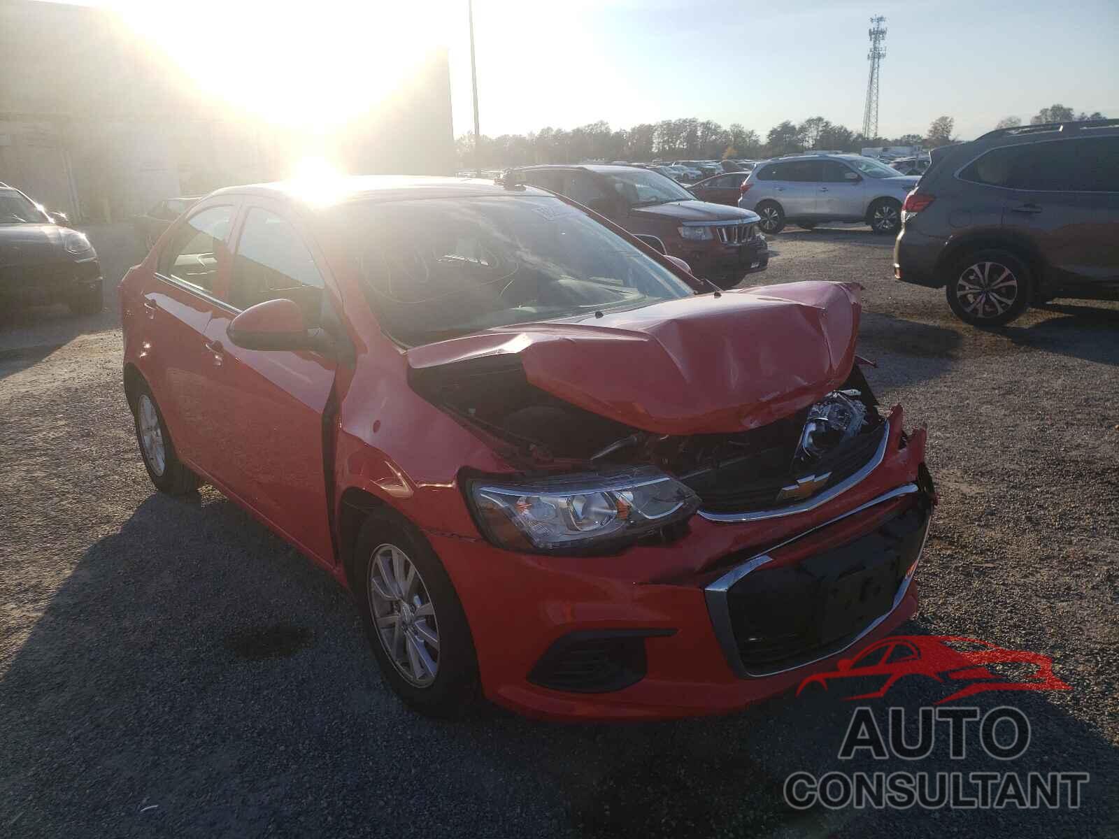 CHEVROLET SONIC 2017 - 1G1JD5SH8H4134213