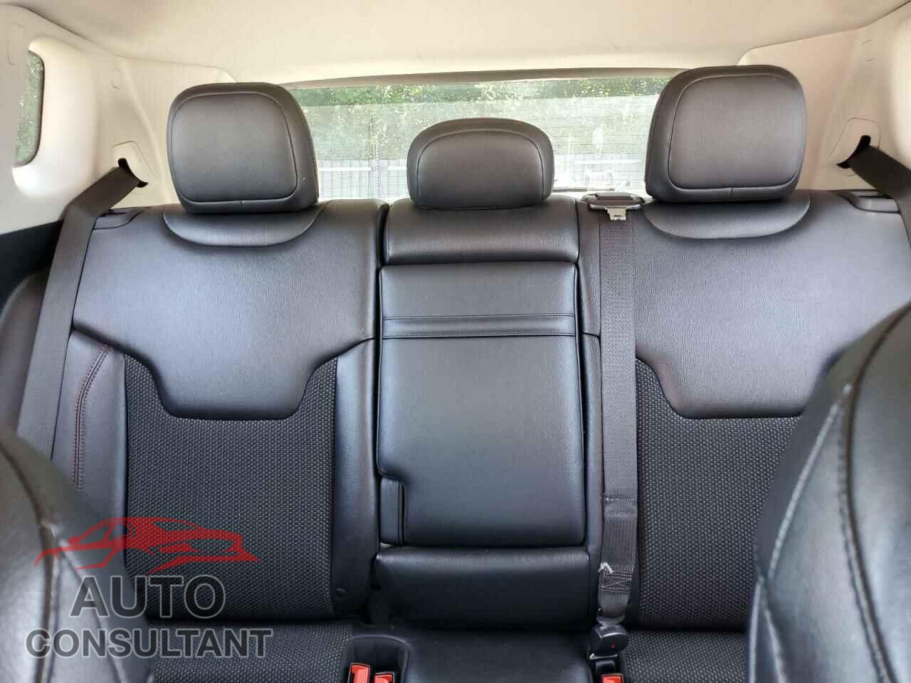 JEEP COMPASS 2019 - 3C4NJDDB5KT671336