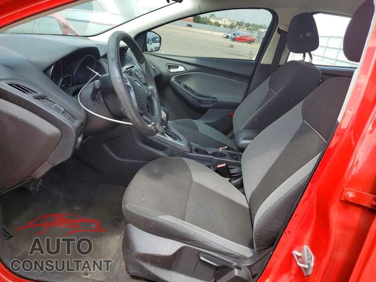 FORD FOCUS 2012 - 1FAHP3F20CL225570