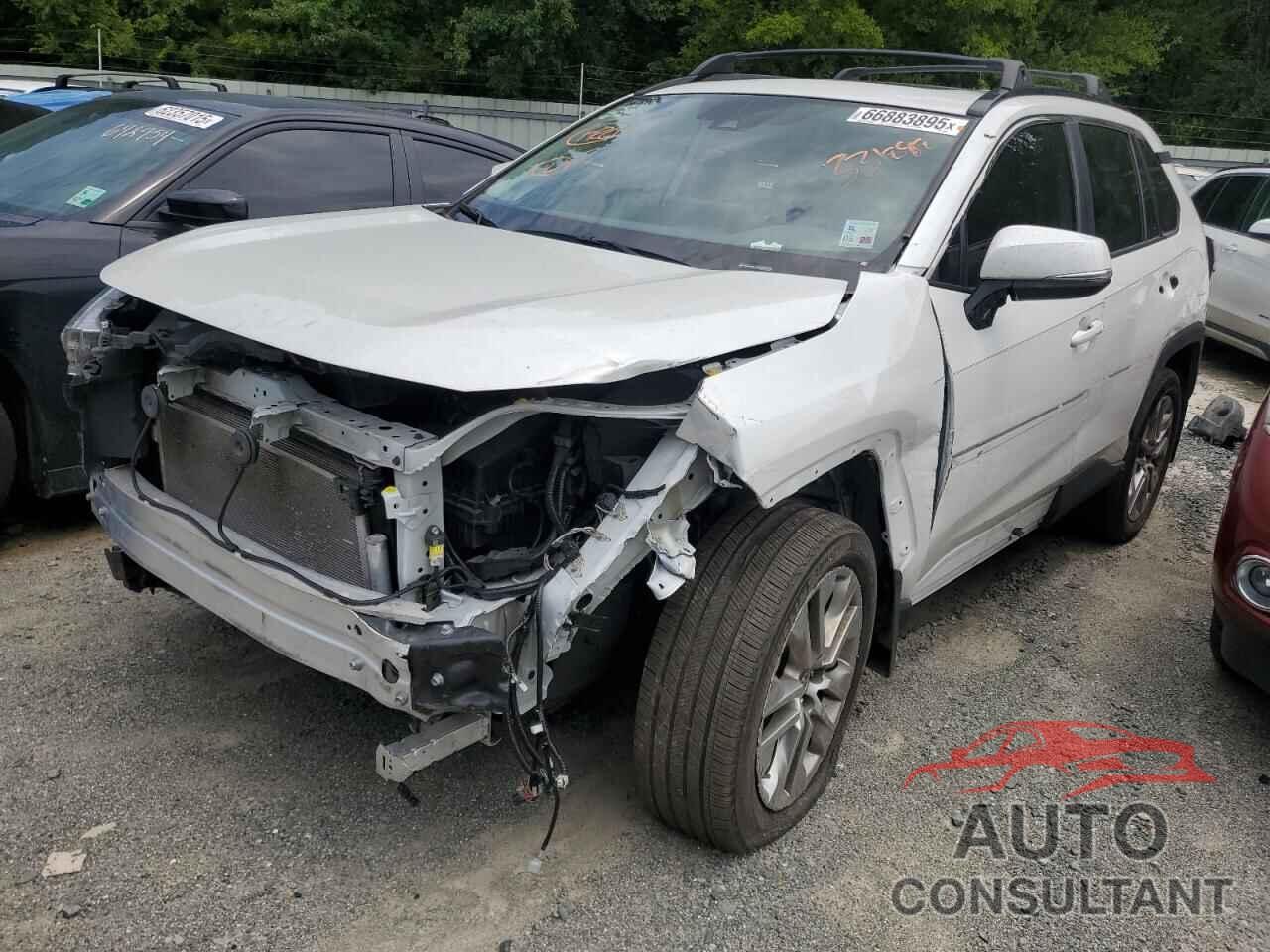 TOYOTA RAV4 2024 - 2T3C1RFV1RW331888