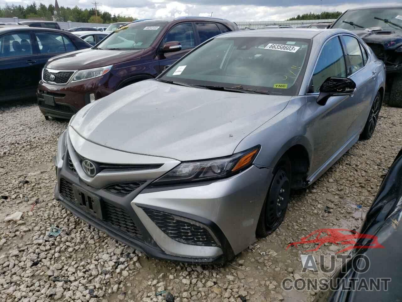 TOYOTA CAMRY 2022 - 4T1G11BK3NU049382
