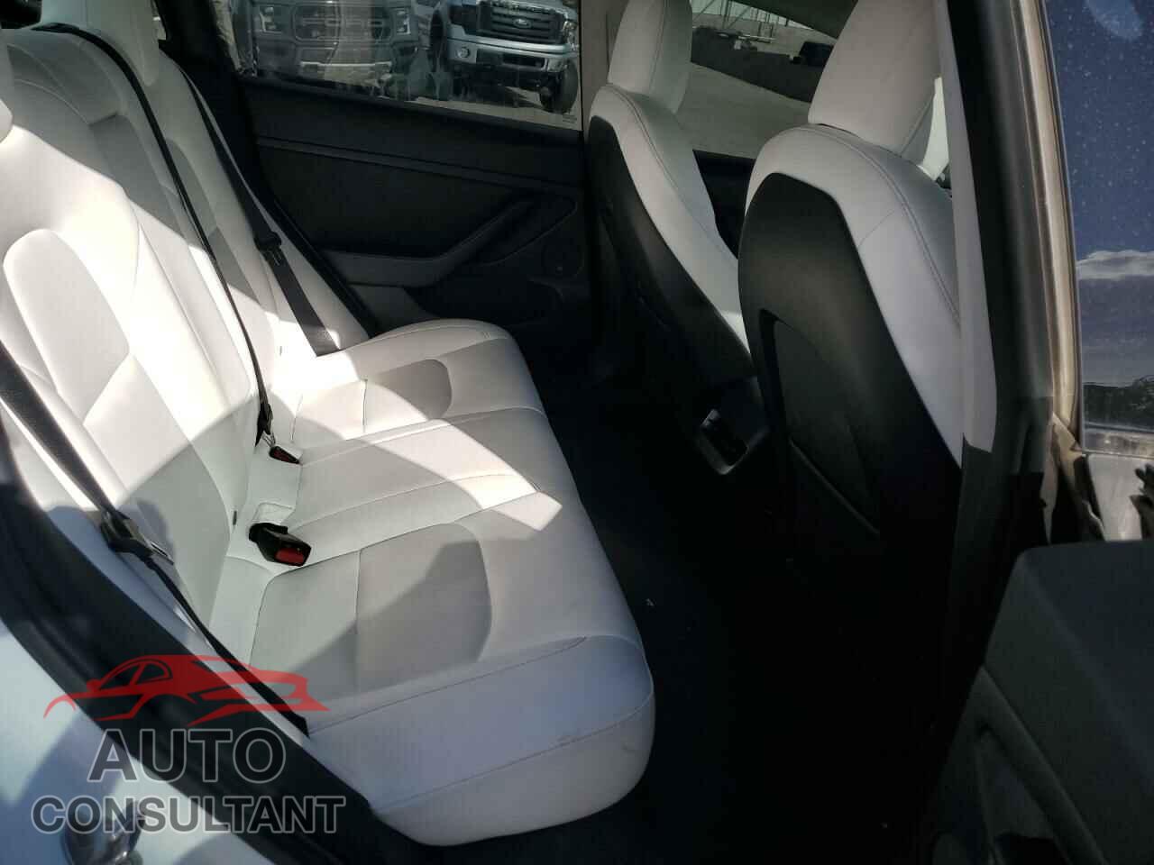 TESLA MODEL 3 2022 - 5YJ3E1EB9NF156819