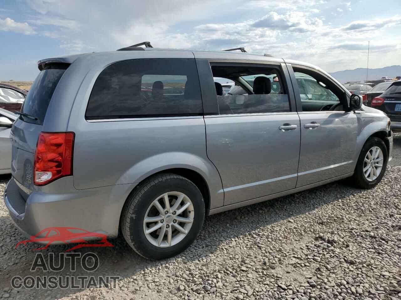 DODGE CARAVAN 2018 - 2C4RDGCG9JR328568