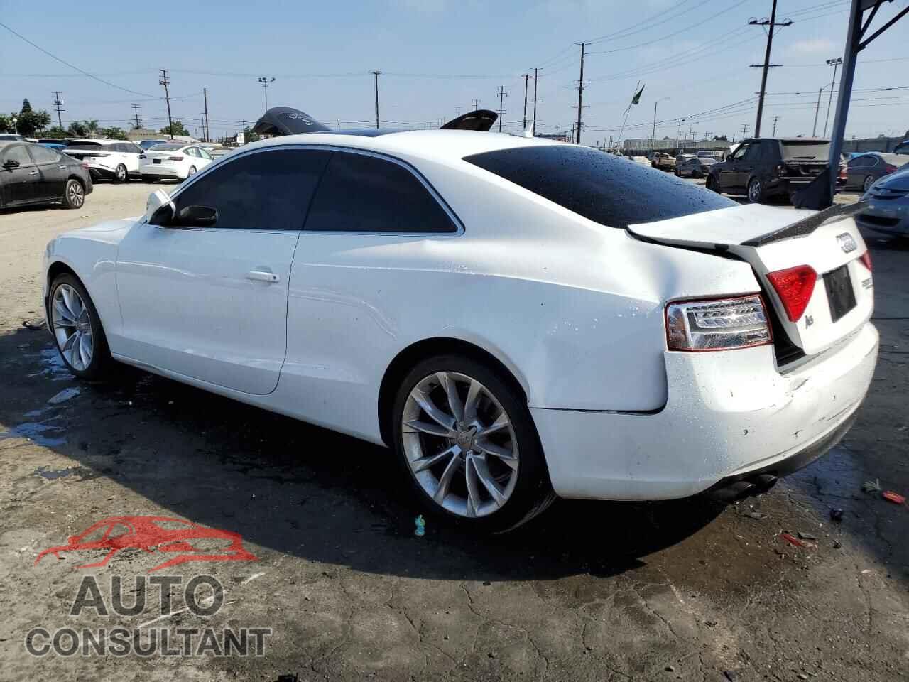 AUDI A5 2013 - WAULFAFR0DA039952