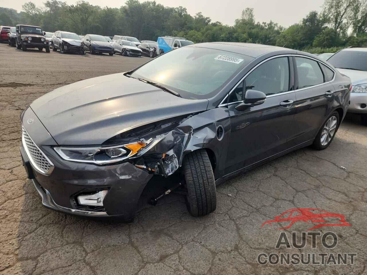 FORD FUSION 2020 - 3FA6P0SU7LR142183