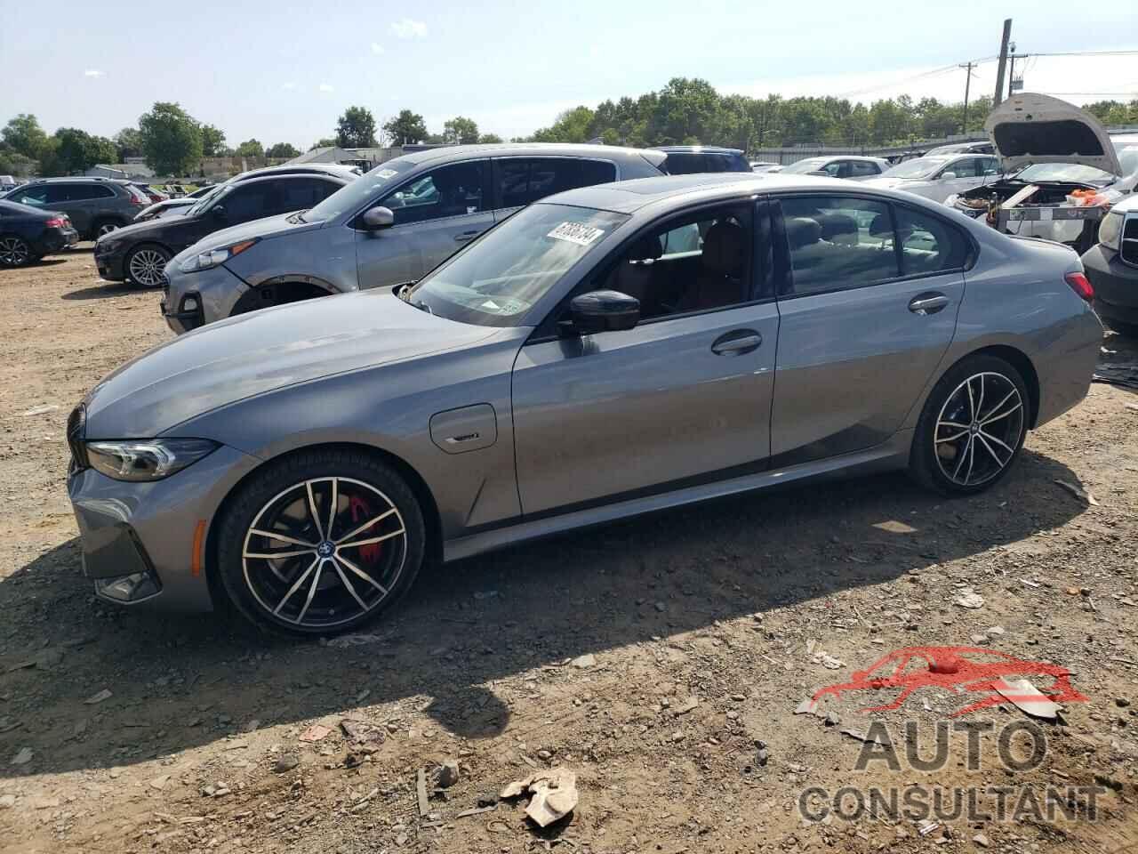 BMW 3 SERIES 2023 - 3MW39FS02P8D01319