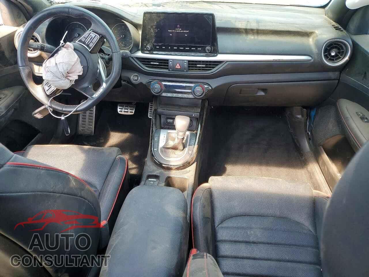 KIA FORTE 2023 - 3KPF44AC5PE594617