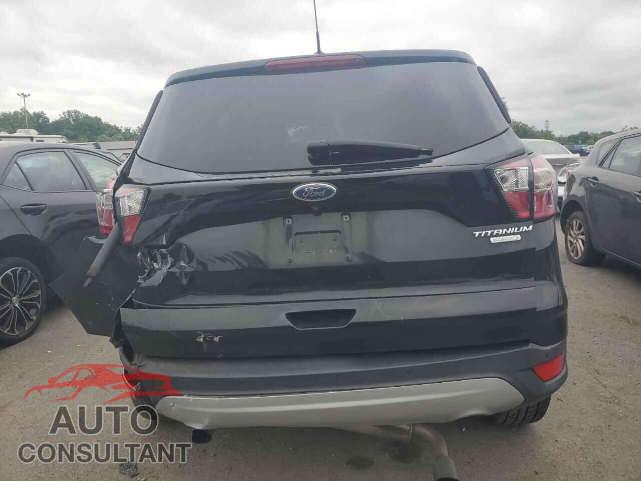 FORD ESCAPE 2017 - 1FMCU0JD2HUE45908
