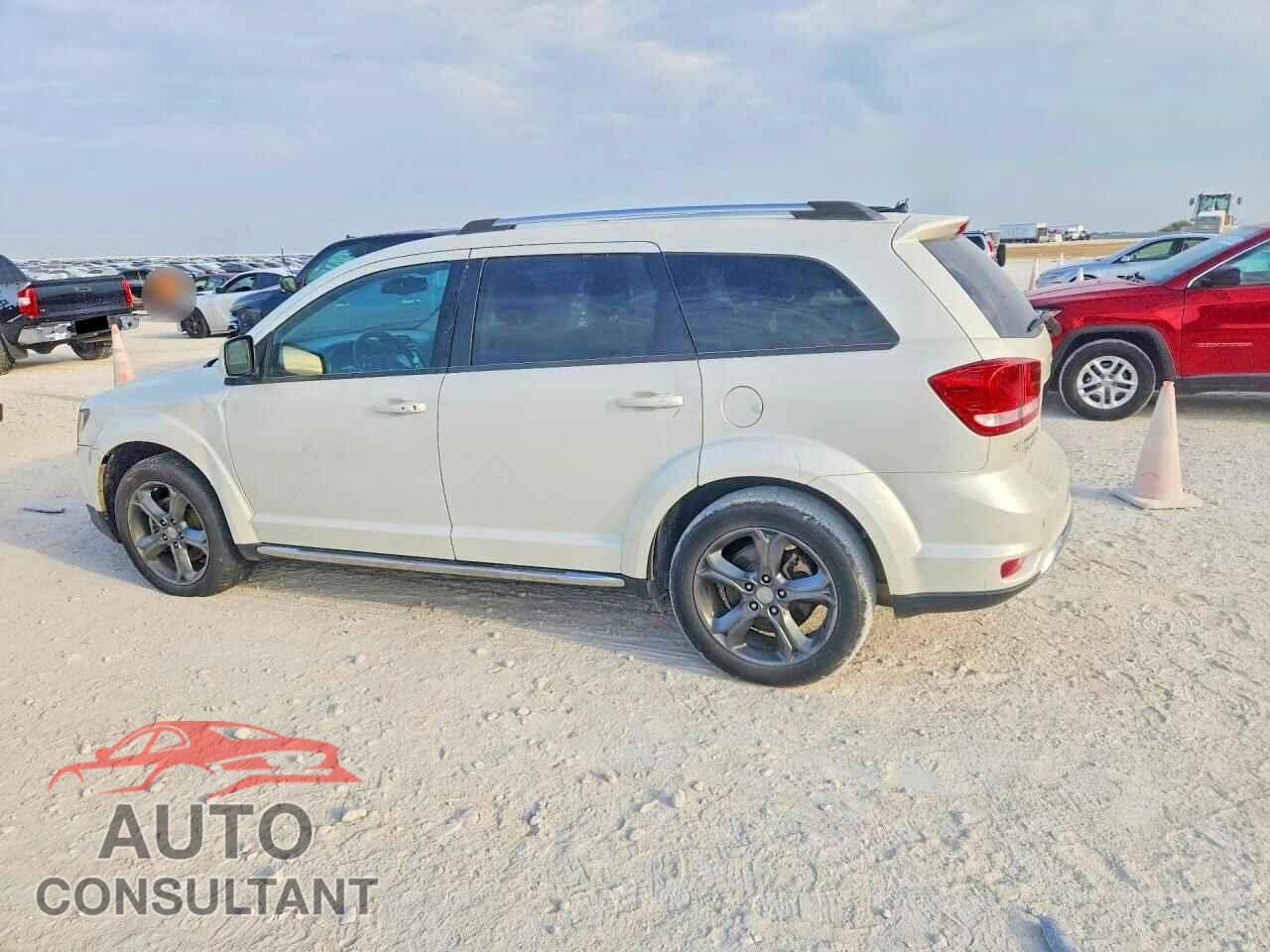 DODGE JOURNEY 2015 - 3C4PDCGG0FT606238