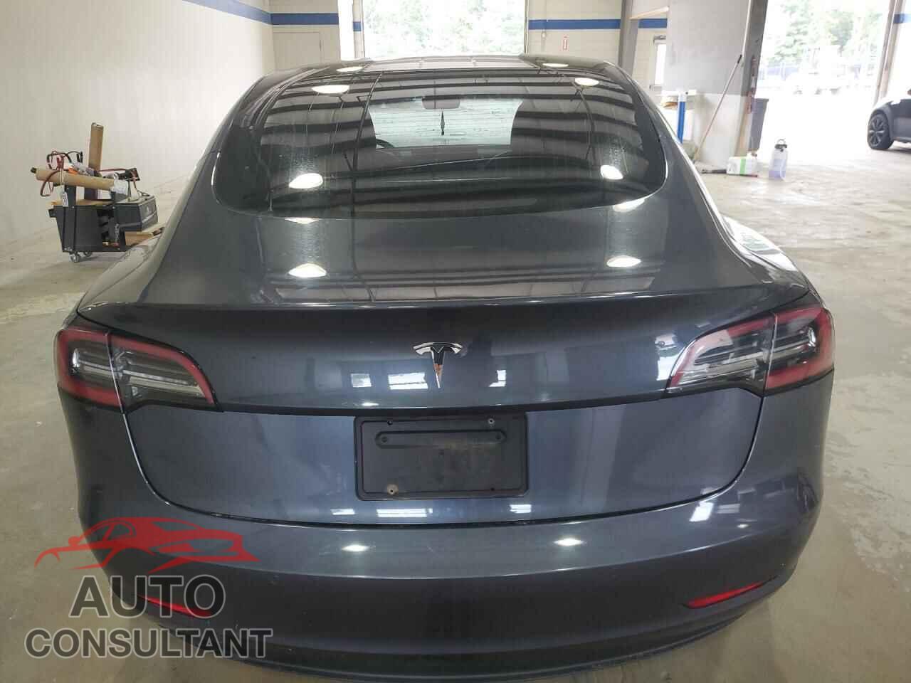 TESLA MODEL 3 2019 - 5YJ3E1EA9KF435397