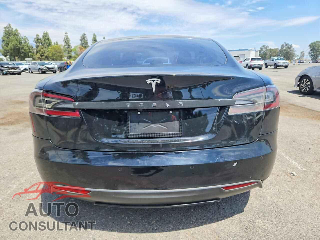 TESLA MODEL S 2013 - 5YJSA1CG7DFP22514