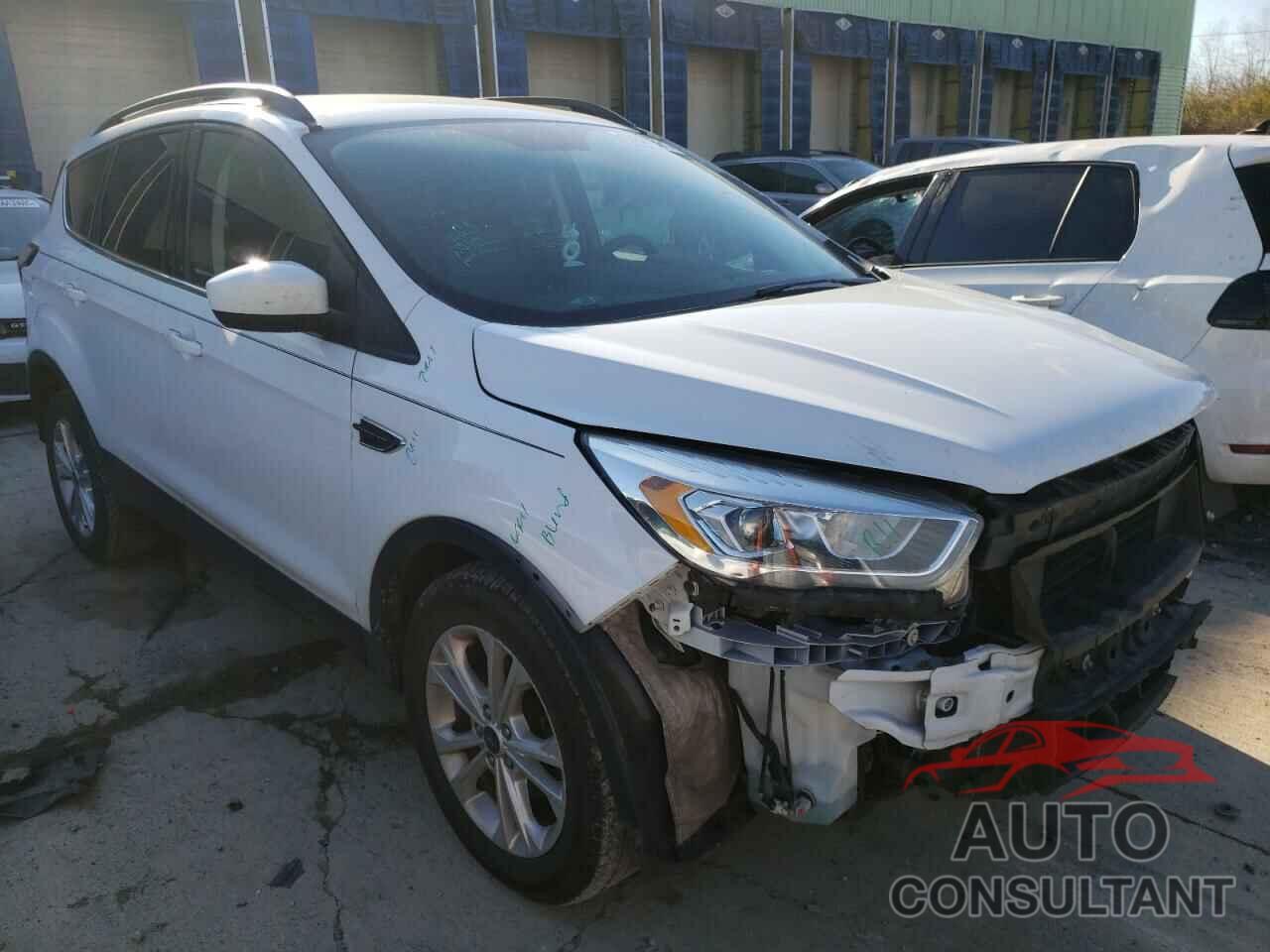 FORD ESCAPE 2017 - 1FMCU0GDXHUD52190