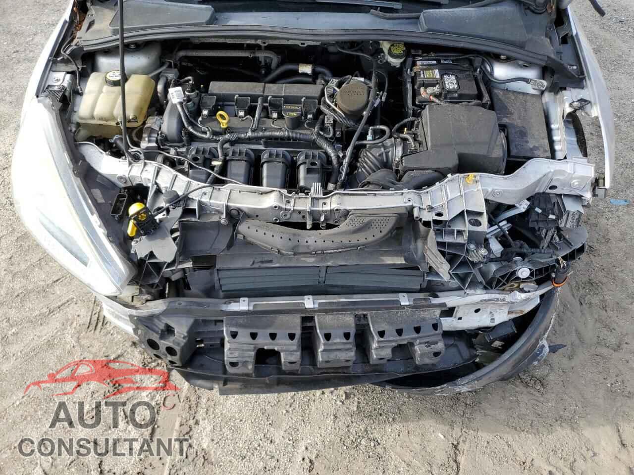 FORD FOCUS 2016 - 1FADP3E22GL249956