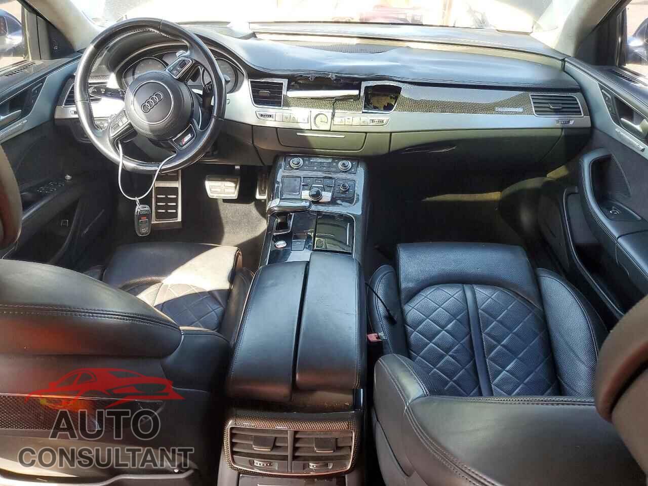 AUDI S8 2015 - WAUK2AFD9FN014426