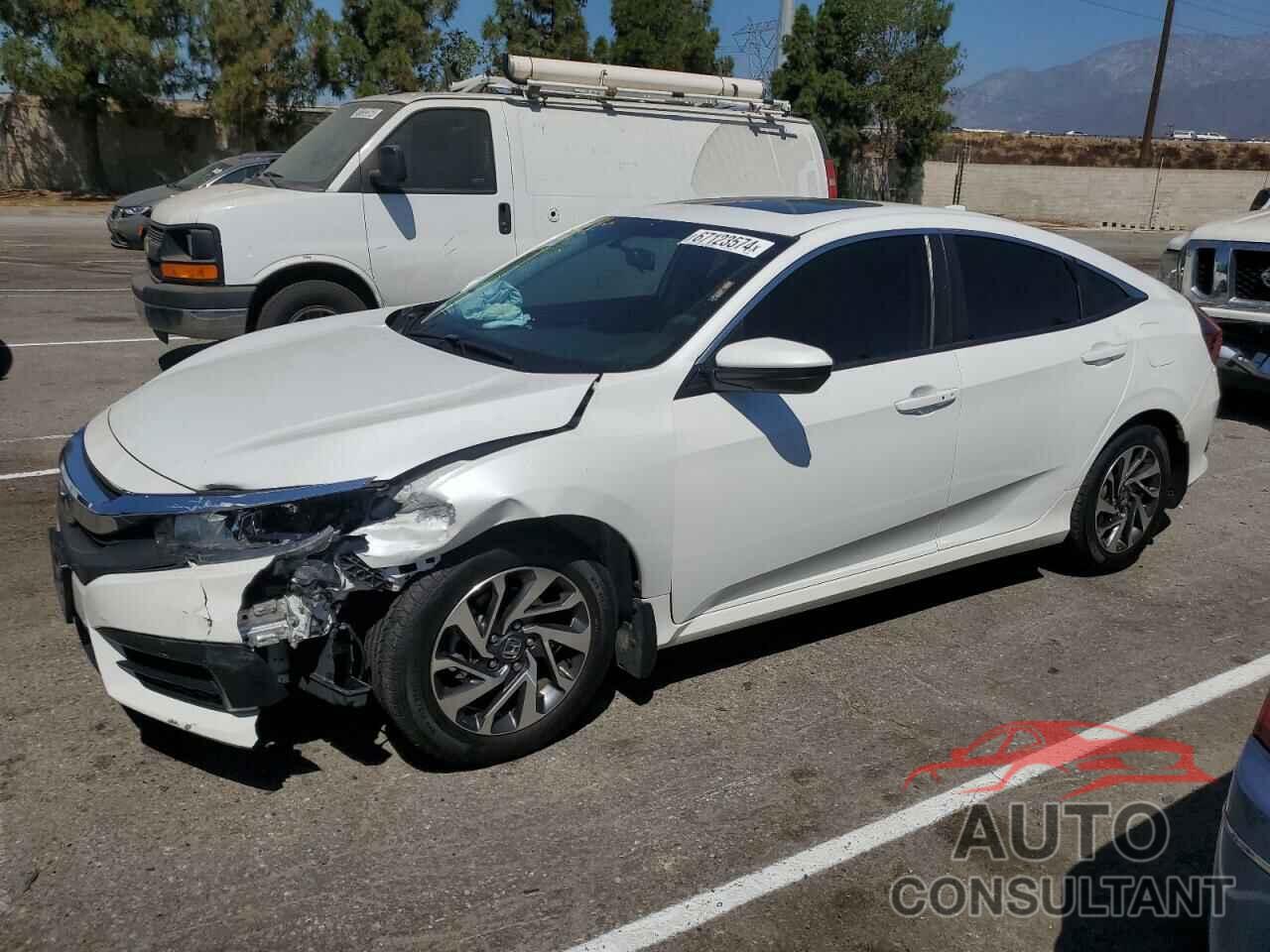 HONDA CIVIC 2018 - 2HGFC2F72JH541406