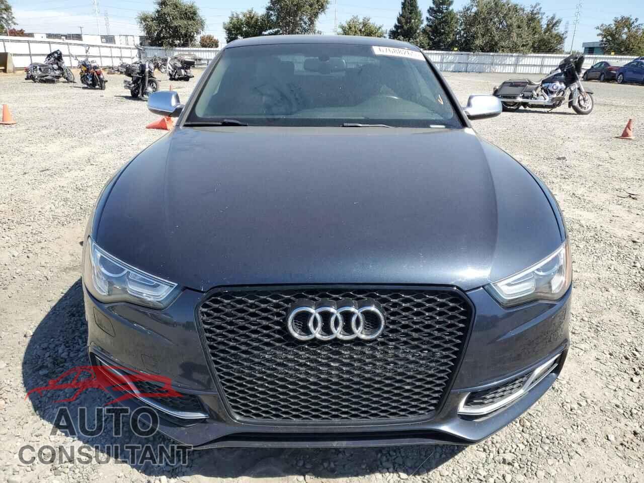 AUDI S5/RS5 2013 - WAUCGAFR3DA028862