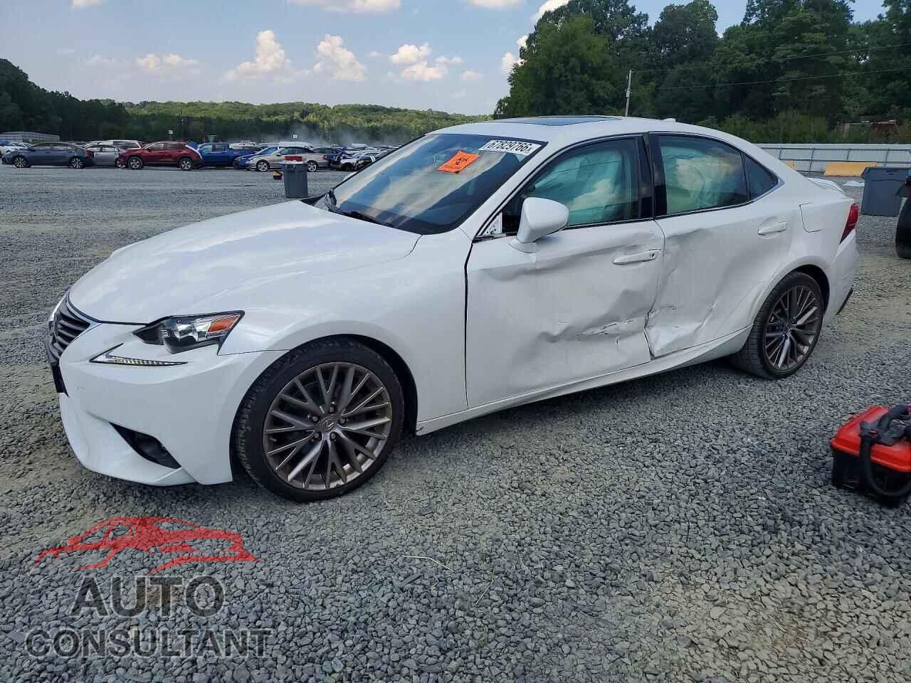 LEXUS IS 2015 - JTHCF1D22F5015655