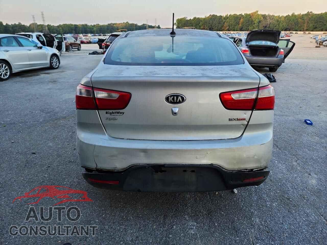KIA RIO 2015 - KNADN4A31F6422056