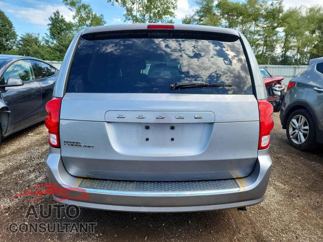 DODGE CARAVAN 2015 - 2C4RDGBG0FR558573