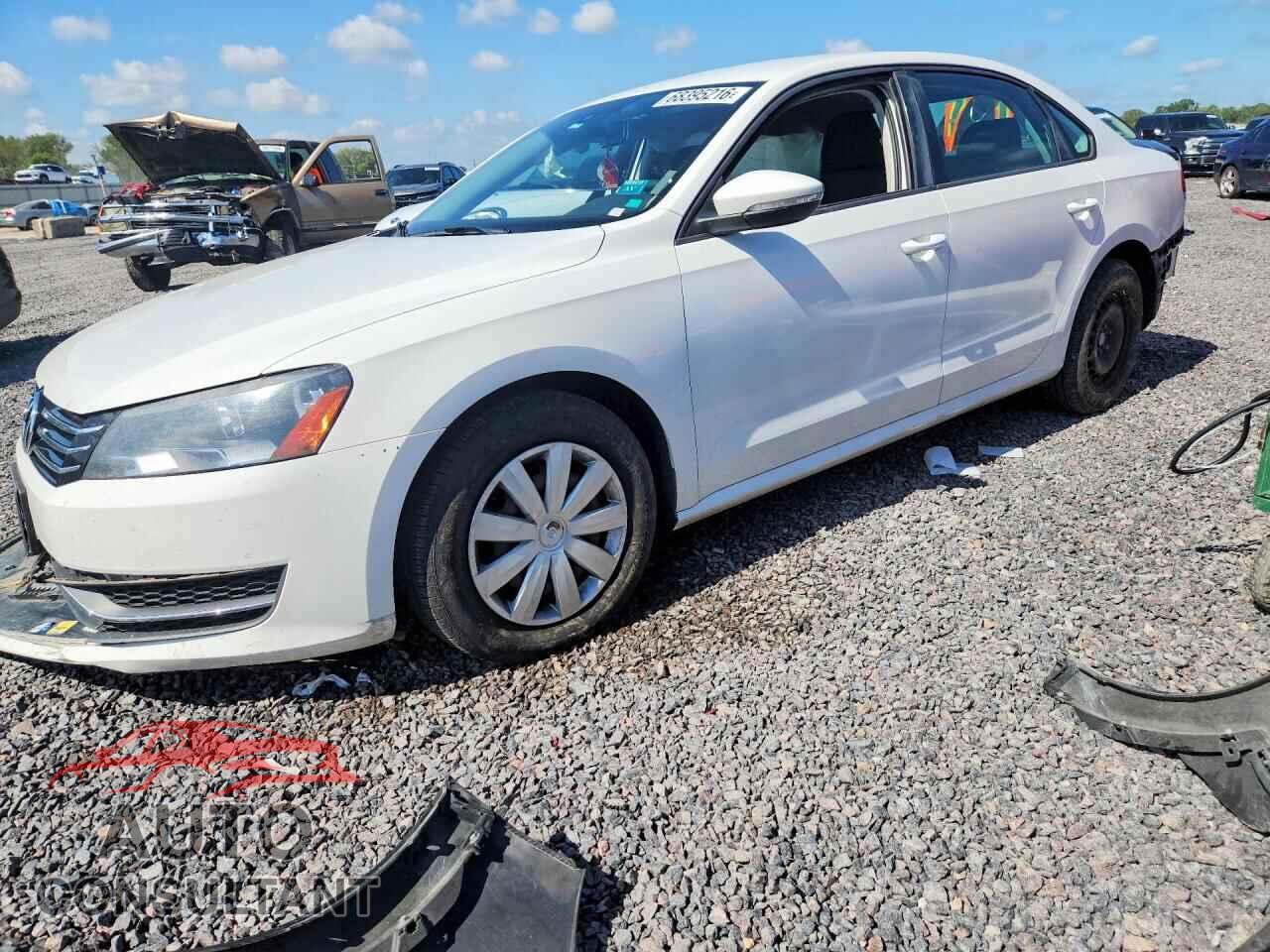 VOLKSWAGEN PASSAT 2012 - 1VWAP7A32CC090611
