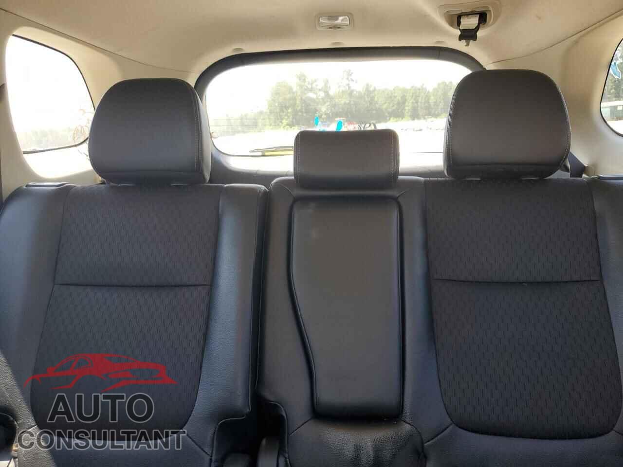 MITSUBISHI OUTLANDER 2015 - JA4AZ3A30FZ001040