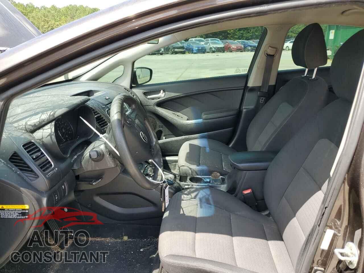 KIA FORTE 2017 - 3KPFL4A7XHE126454