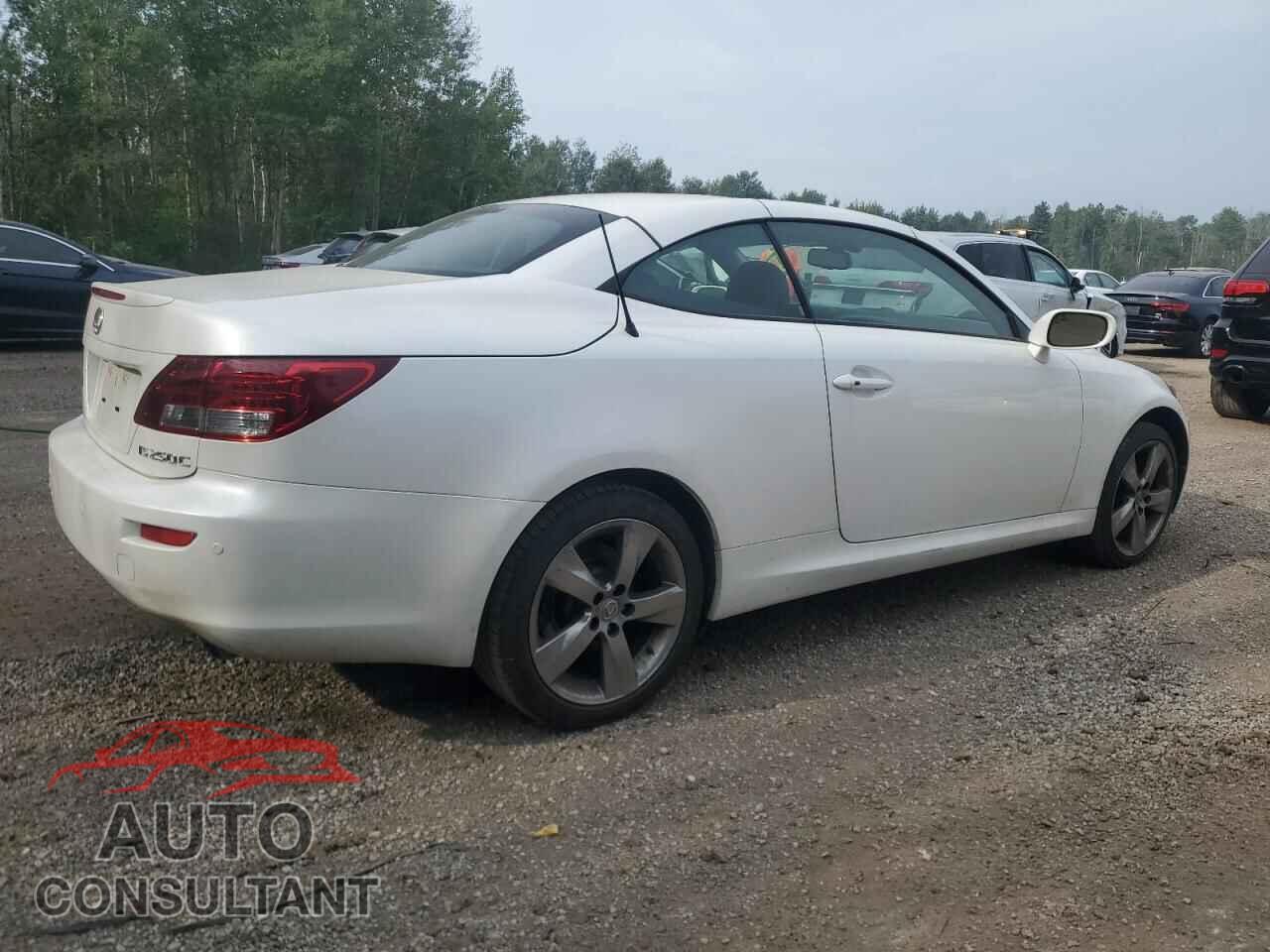 LEXUS IS 2011 - JTHFF2C27B2520817