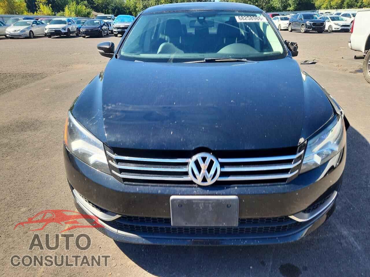 VOLKSWAGEN PASSAT 2013 - 1VWBP7A3XDC063937
