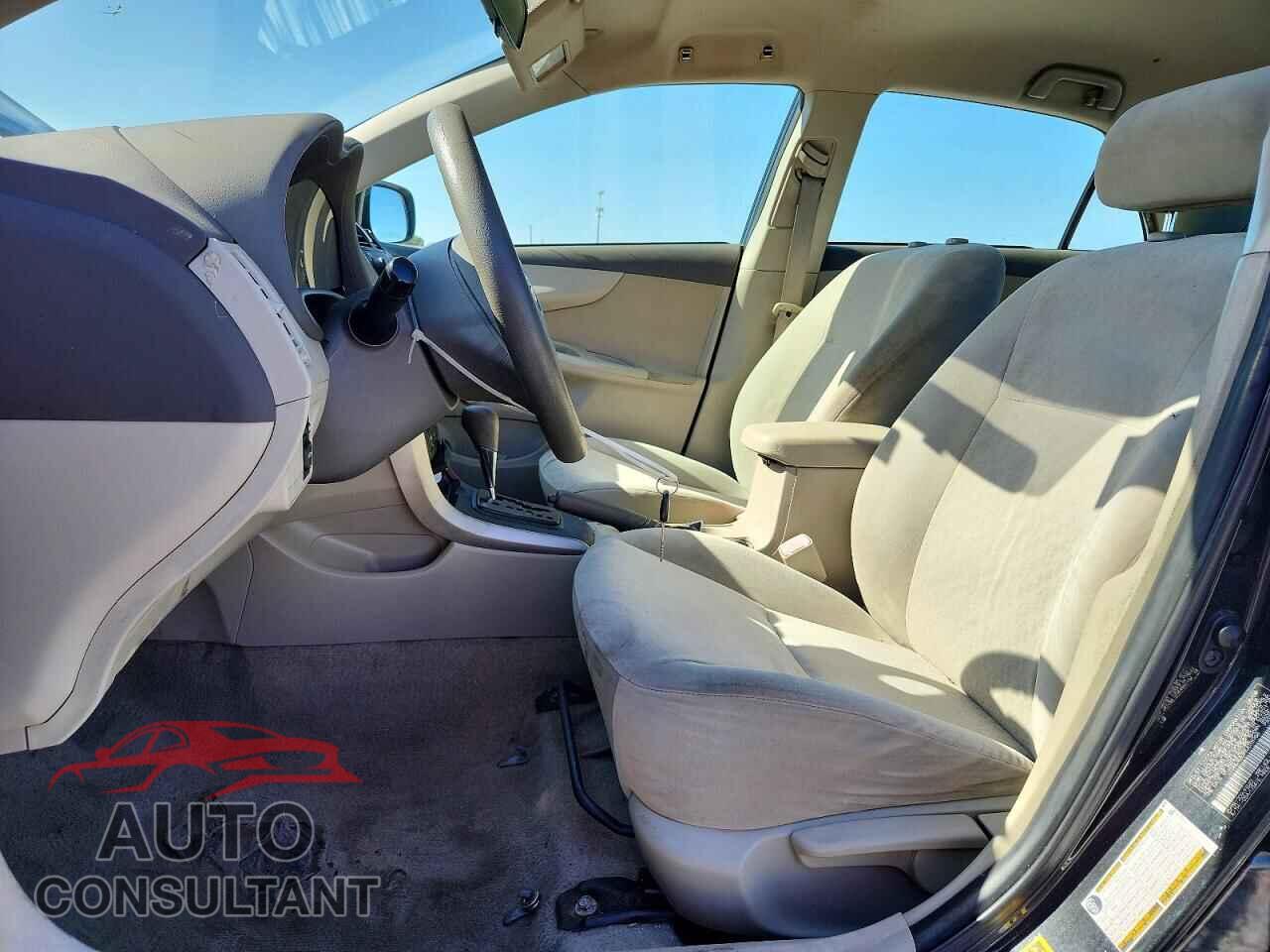 TOYOTA COROLLA 2009 - JTDBL40E89J038988