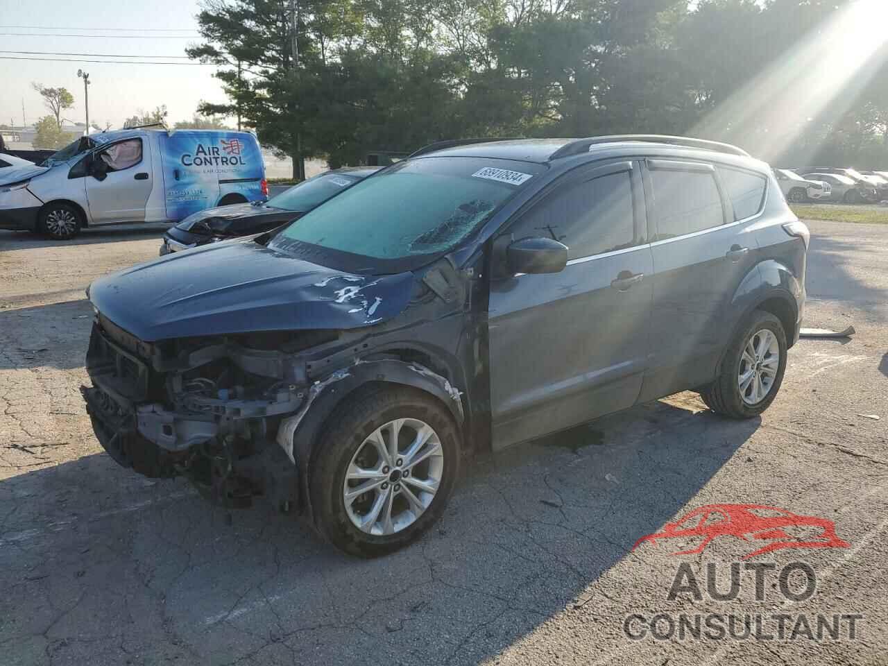 FORD ESCAPE 2018 - 1FMCU0GDXJUB35843