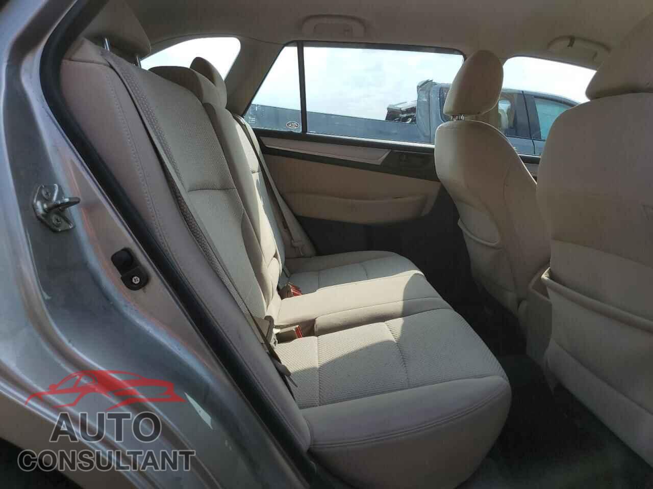 SUBARU OUTBACK 2018 - 4S4BSAAC2J3296586