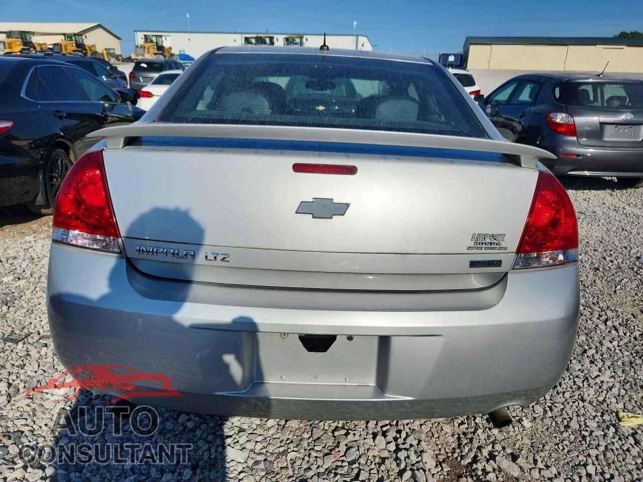 CHEVROLET IMPALA 2013 - 2G1WC5E37D1183014