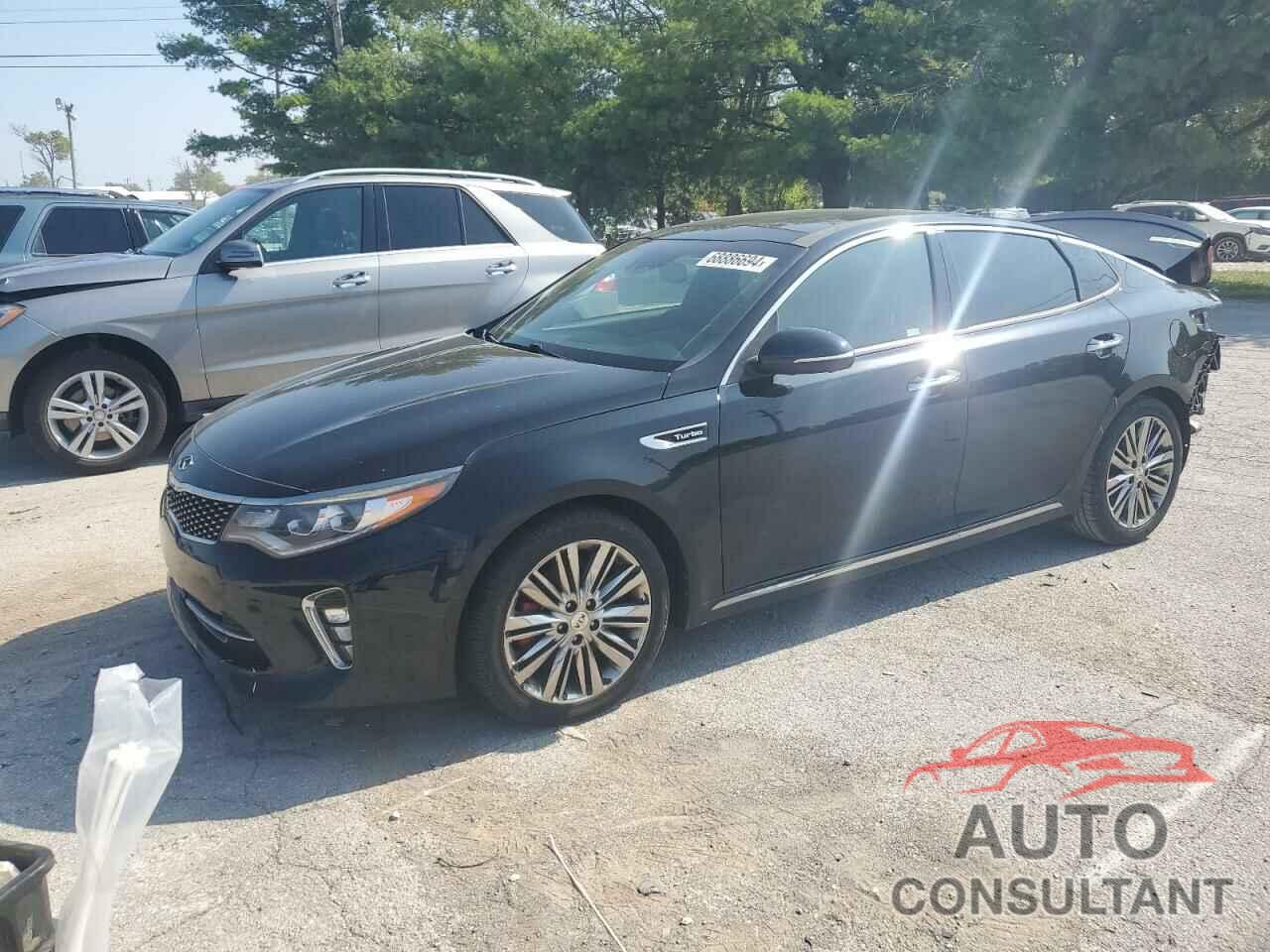 KIA OPTIMA 2018 - 5XXGV4L28JG198783