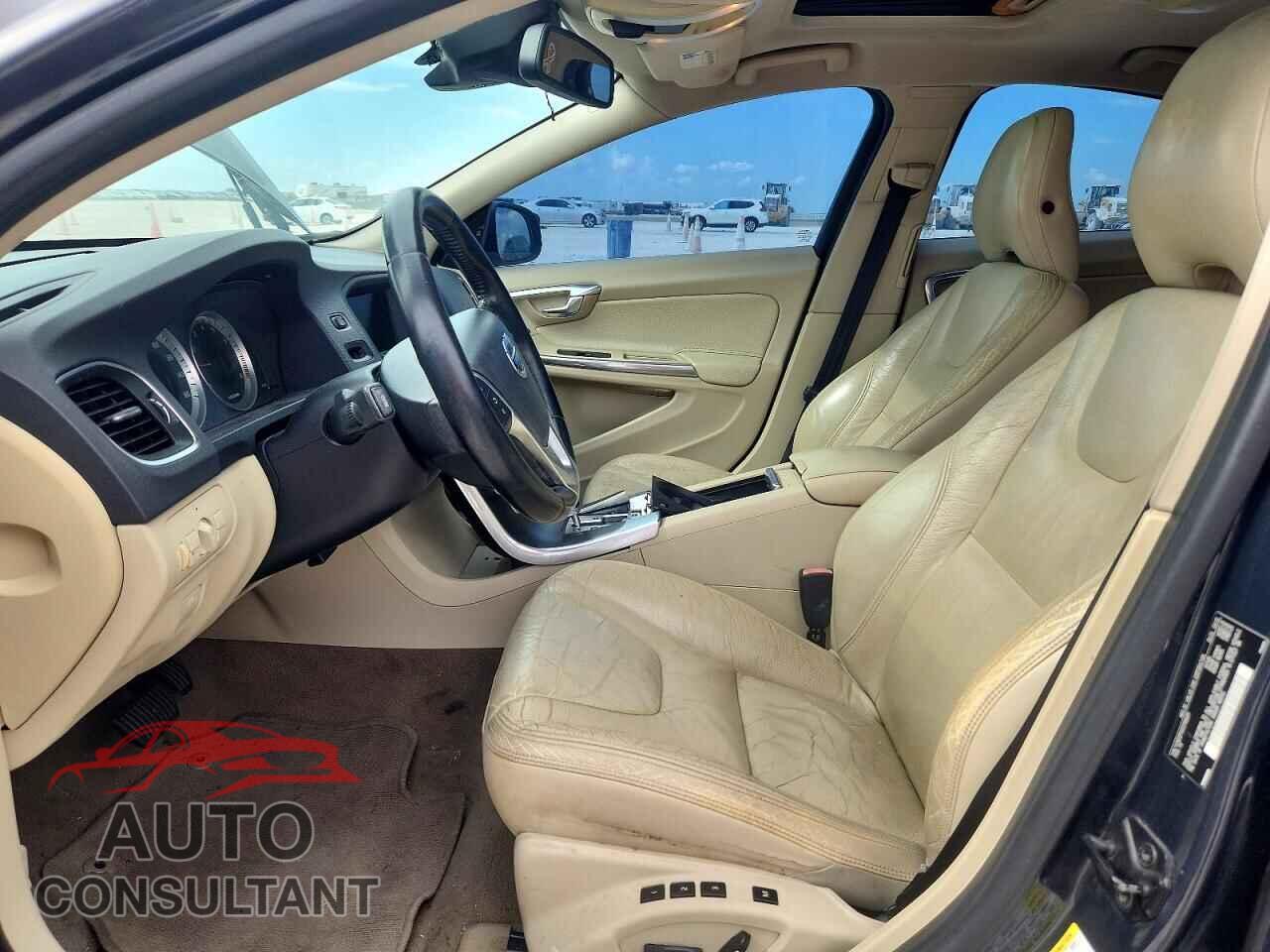 VOLVO S60 2012 - YV1622FS2C2138201