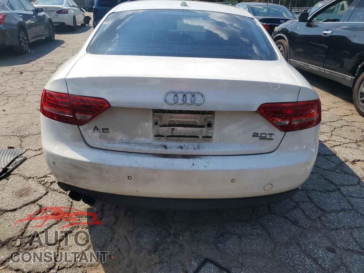 AUDI A5 2012 - WAUVFAFR4CA044661
