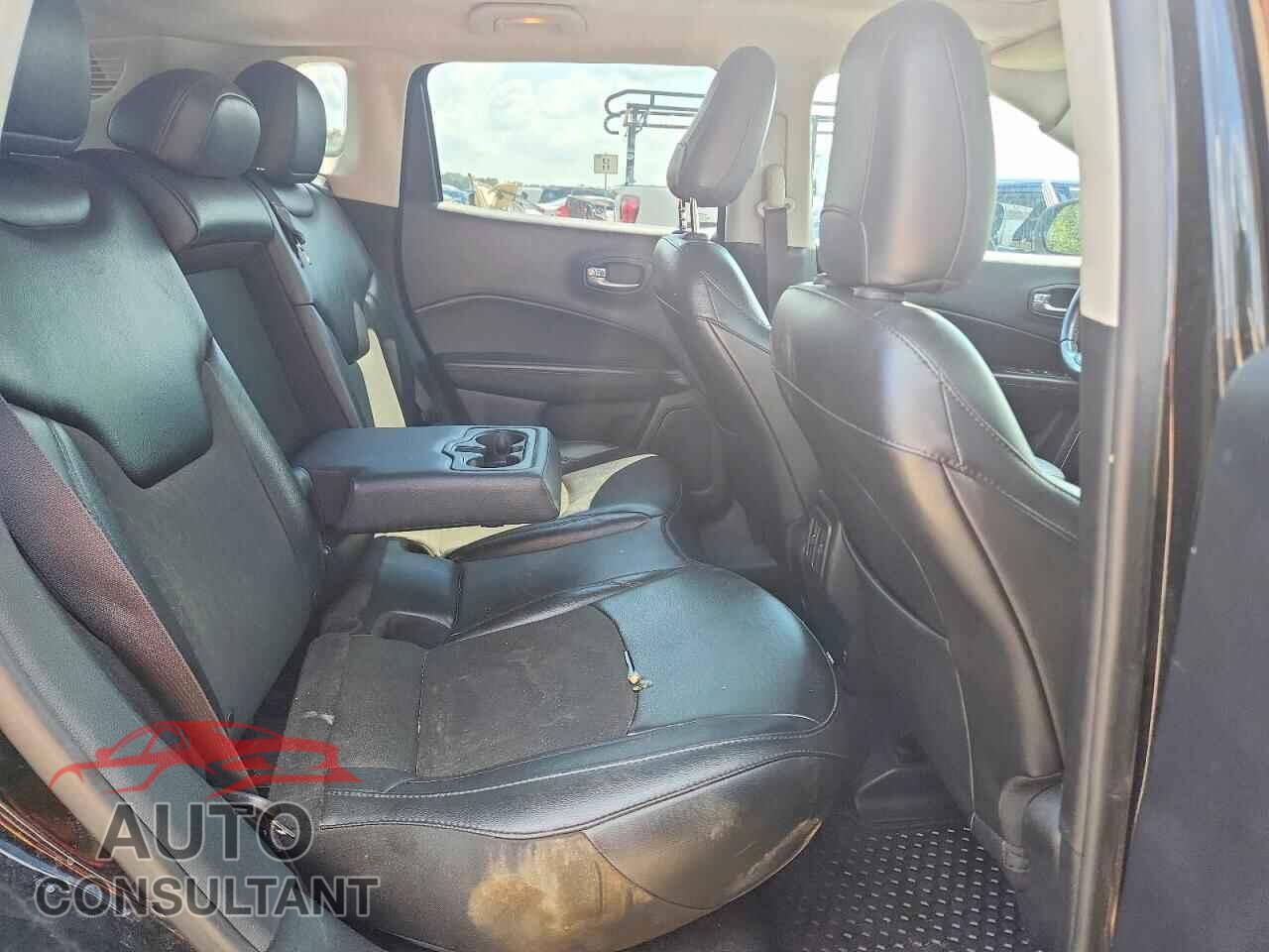 JEEP COMPASS 2019 - 3C4NJDBB1KT713875