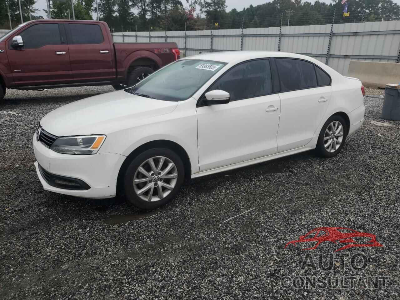 VOLKSWAGEN JETTA 2012 - 3VWDX7AJ3CM472589