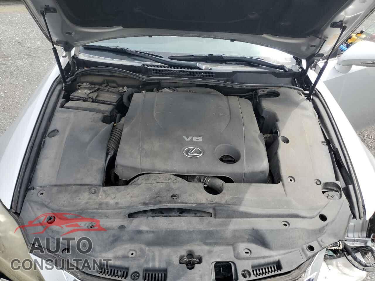 LEXUS IS 2012 - JTHCF5C2XC5059648