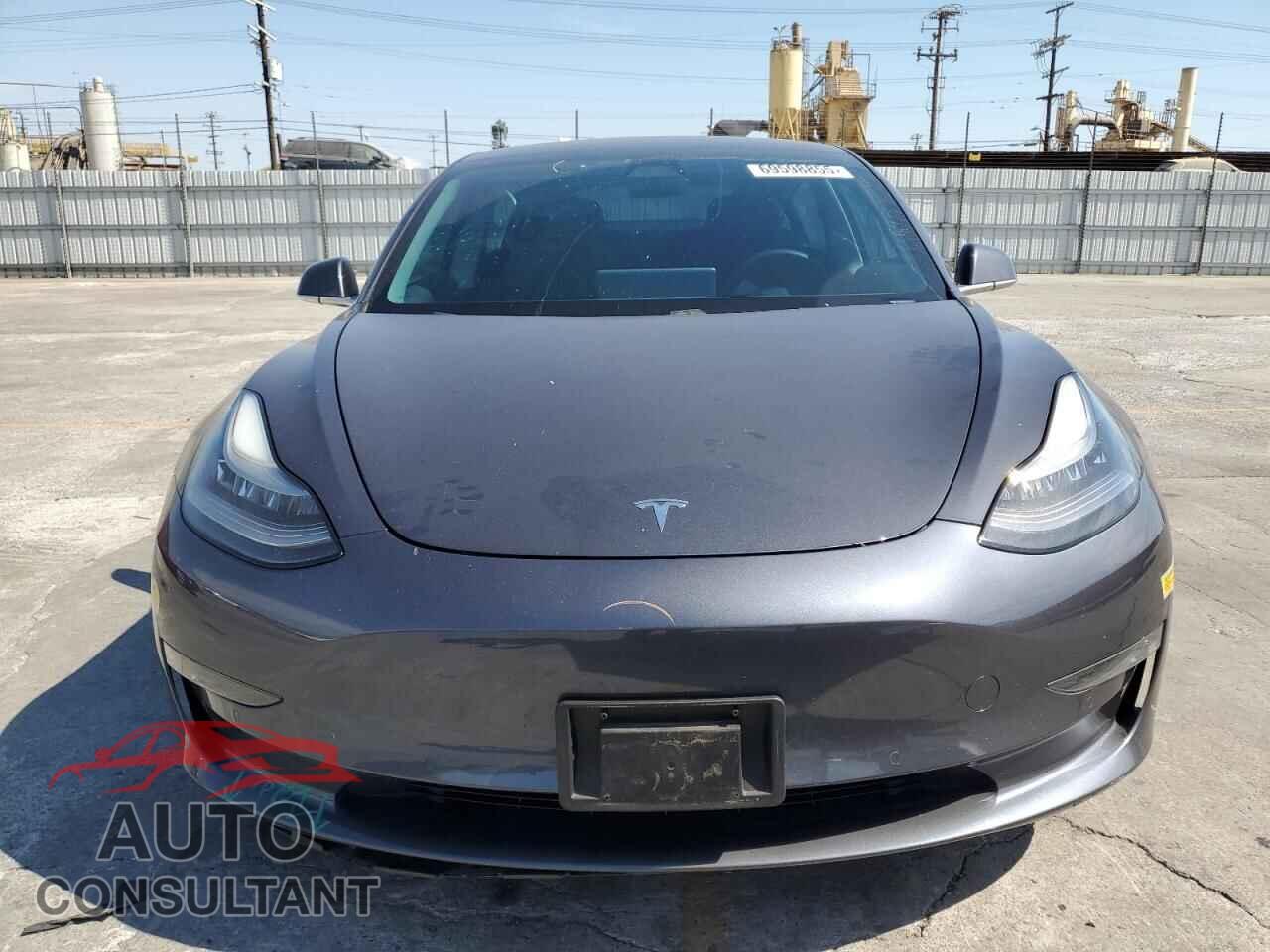 TESLA MODEL 3 2020 - 5YJ3E1EB7LF807037