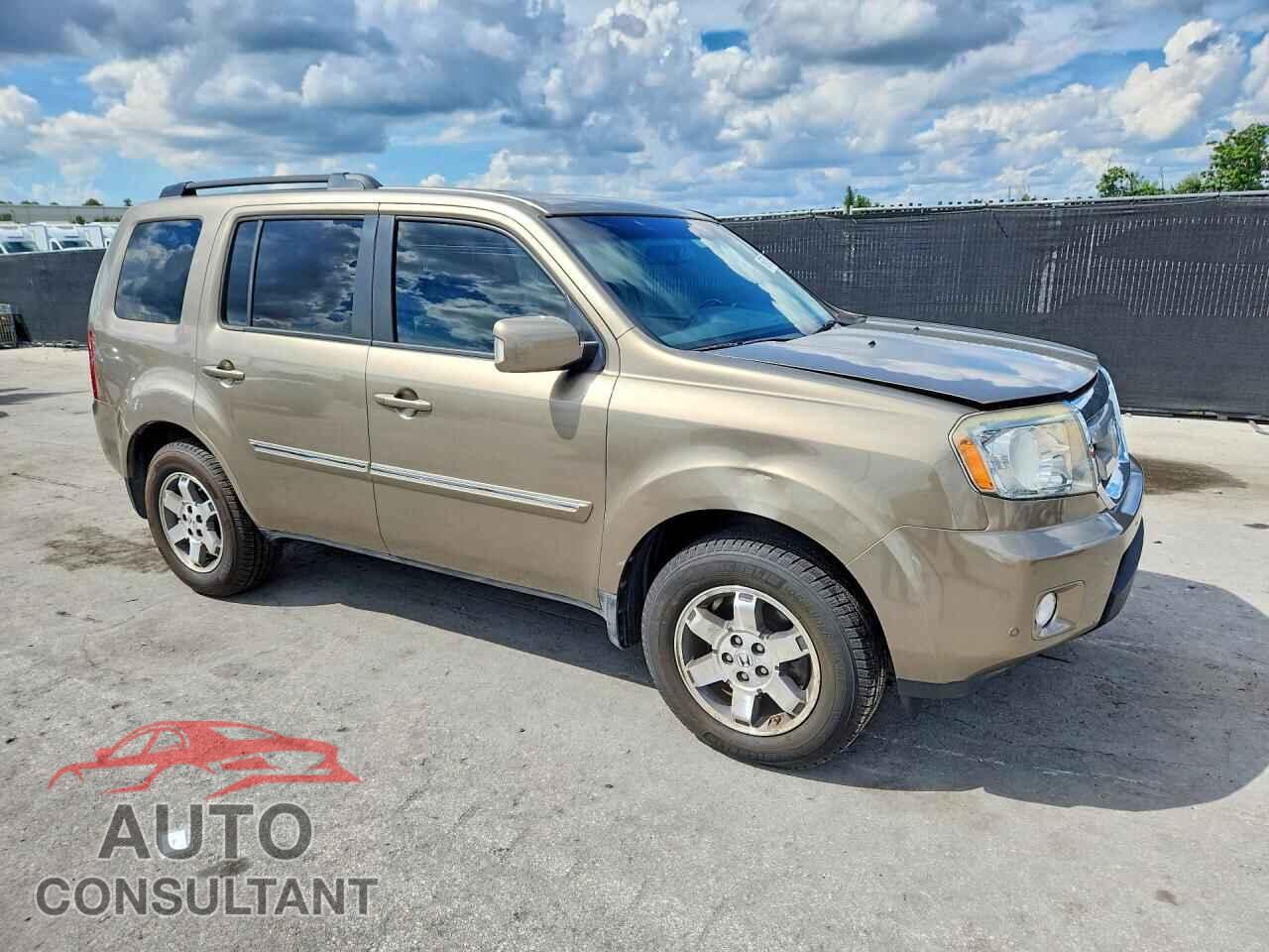 HONDA PILOT 2011 - 5FNYF3H9XBB043058