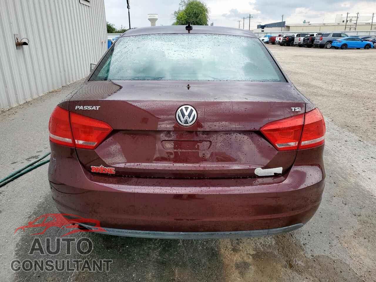 VOLKSWAGEN PASSAT 2014 - 1VWAT7A39EC058639