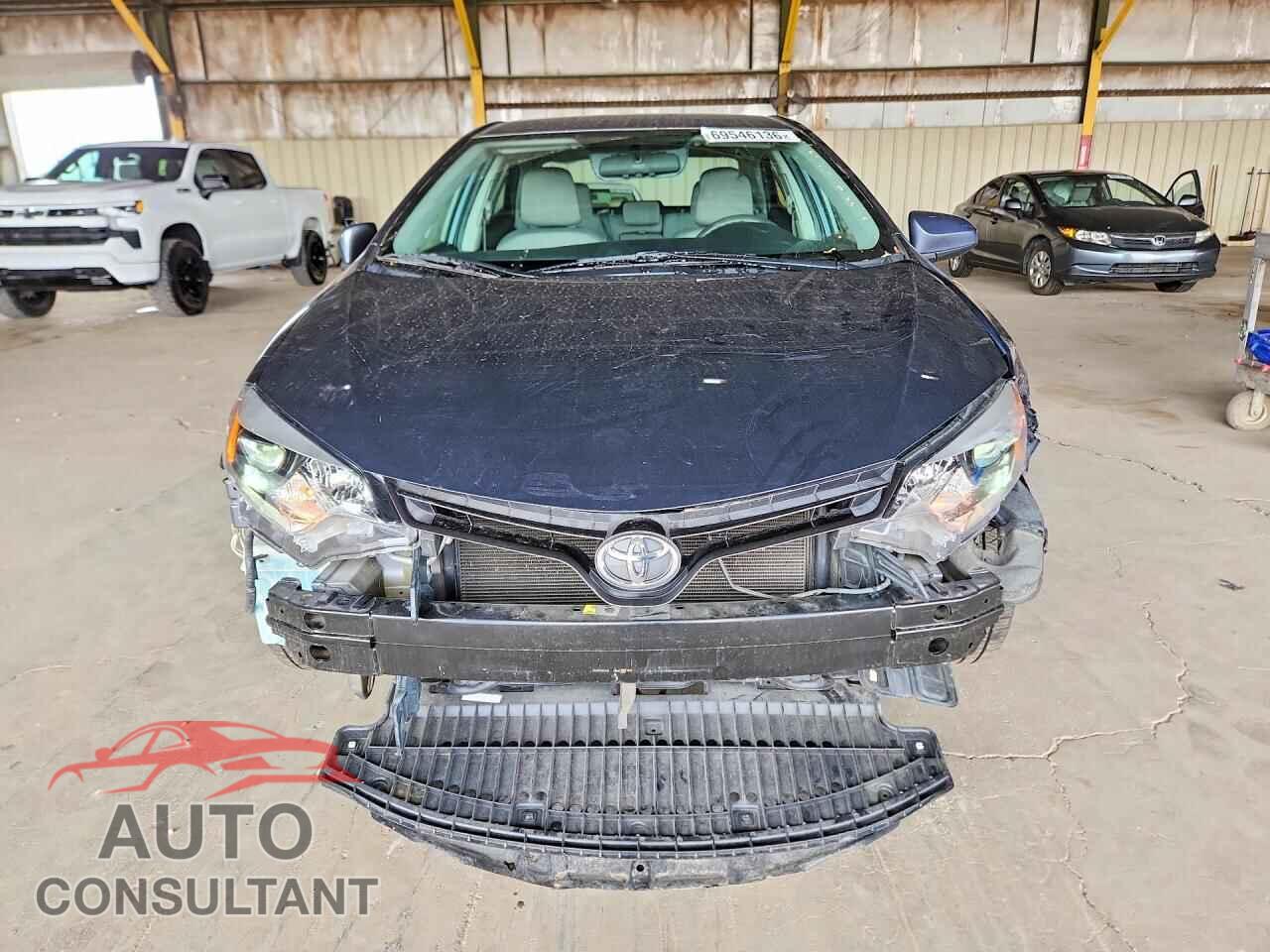 TOYOTA COROLLA 2015 - 5YFBURHE6FP201868